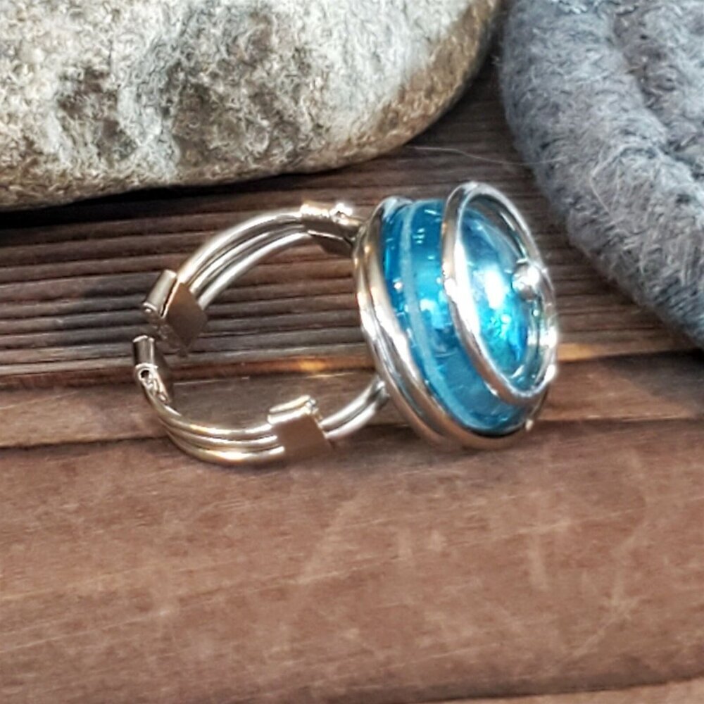 Handcrafted Edgy Turquoise Blue Luster Silver Spiral Luster Glass Bauble Ring